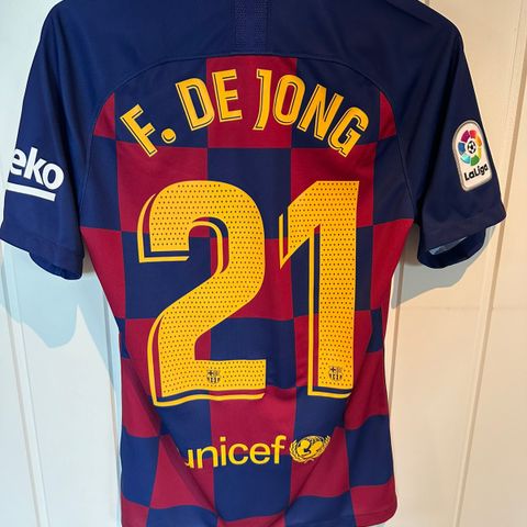 Barcelona drakt De Jong