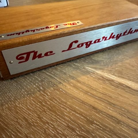 Stomp Box ( The Logarhytm)