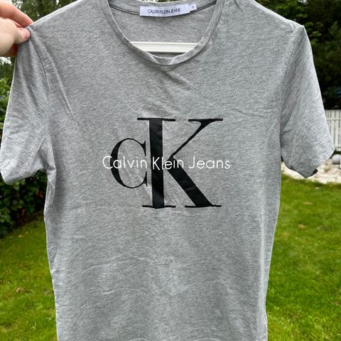 NY! Calvin klein t-skjorte