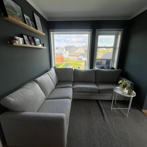 Grå sofa