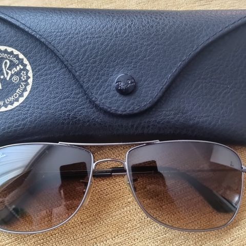 Ray Ban briller.  Som ny.