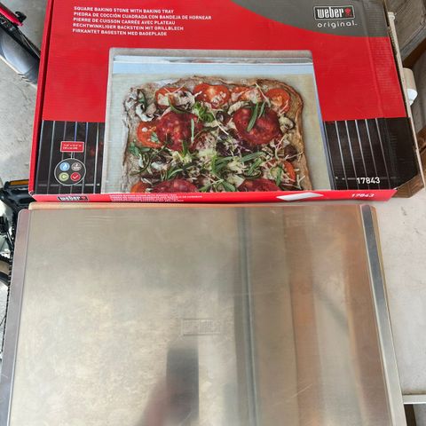 Weber Pizzastein m/brett