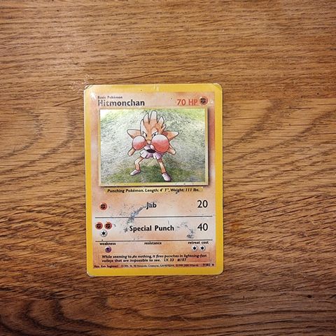 Hitmonchan. 7/102. Rare holo. Base set.