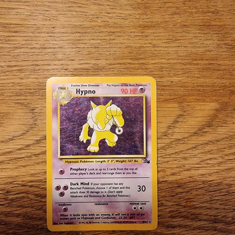 Hypno. 8/62. Rare holo. Fossil.