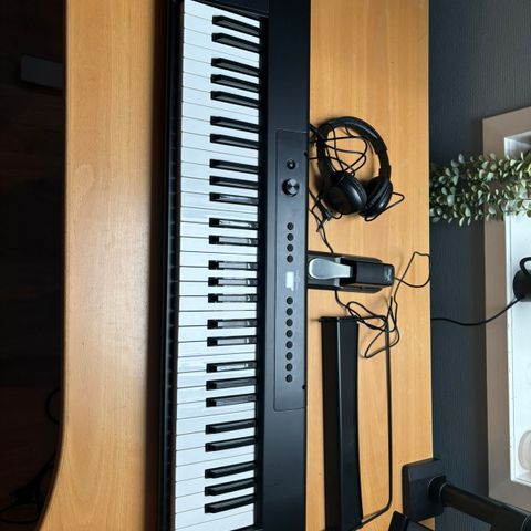 SDP-1 Bærbart Digitalt Piano fra Gear4music