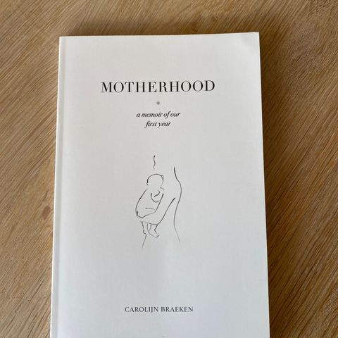 Motherhood av Carolijn Braeken