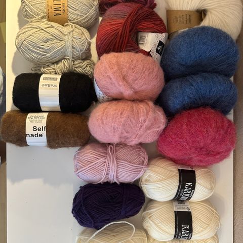 Diverse garn (Drops, house of yarn +++)