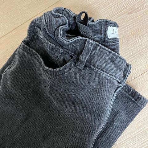 Grå jeans 11-12år