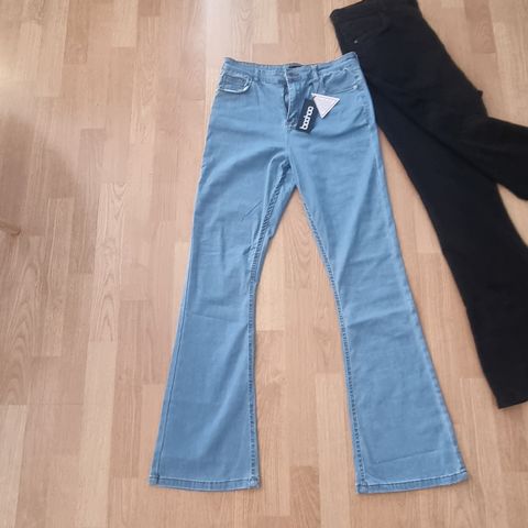 Flared jeans