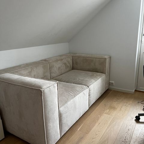 Velur sofa