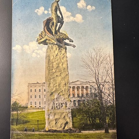 Christiania - Abelmonumentet i 1918 (2618 AQ)