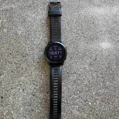 Garmin Forerunner 745