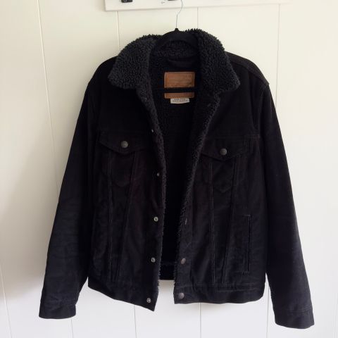 Levi's type III sherpa trucker jacket