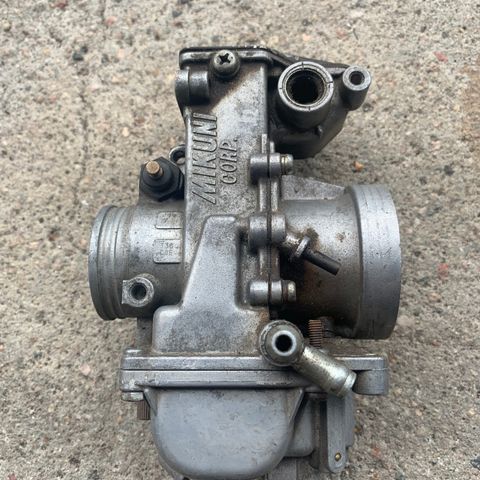 Mikuni 36mm Forgasser