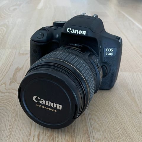 Canon EOS 750D med 2 linser og utstyr!