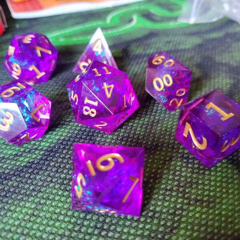 🔮 Purple Premium resin ✨ dice 🎲