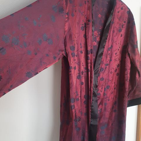Vintage rød morgenkåpe/kimono