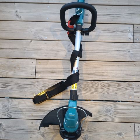 Makita 12V gresstrimmer uten batteri.