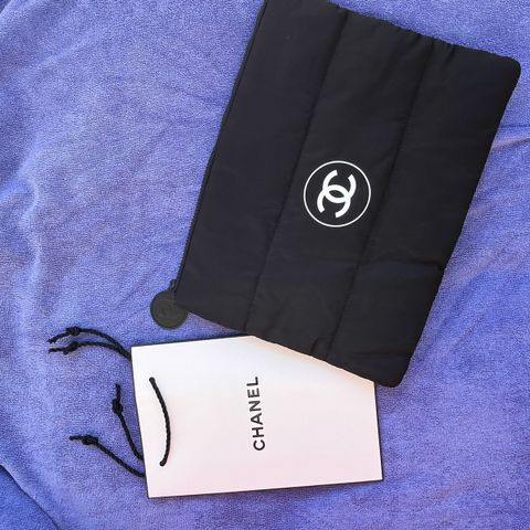 Chanel Stor Sort PC veske /Toalettmappe Vip Gift