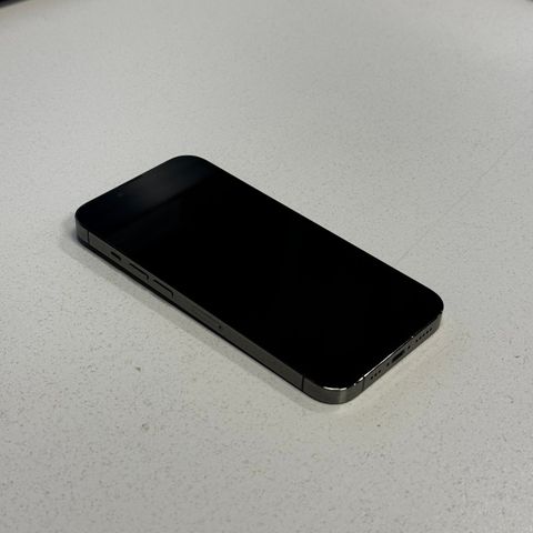 Strøken iPhone 13 Pro 128GB