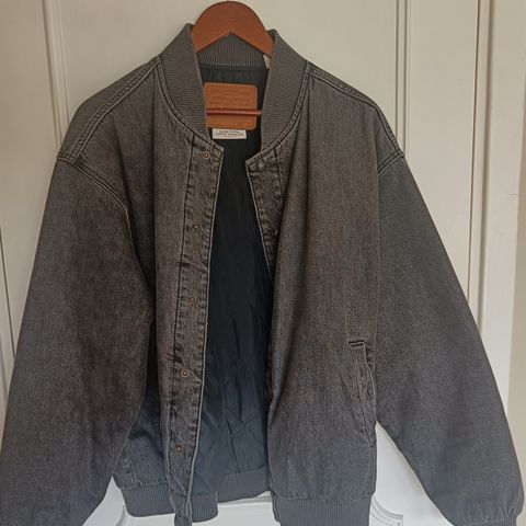 Levi's Bomber Jacket