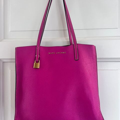 Marc Jacobs Tote - the Tag