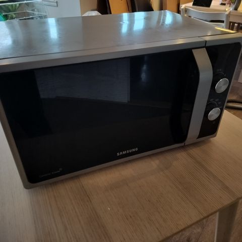 Samsung 800w micro