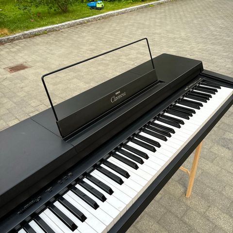 Yamaha Clavinova CLP-250