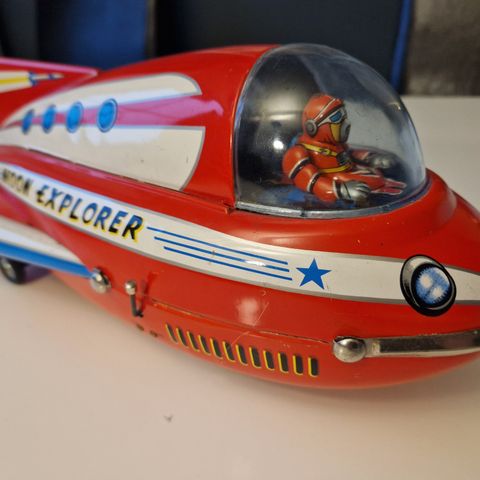 Veldig sjelden blikk leke/tin toy fra Japan / Masudaya Moon Explorer.