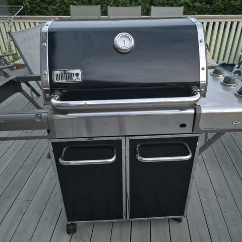 *RESERVERT* Weber Genesis delegrill