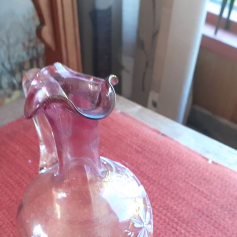 Antikk glassmugge