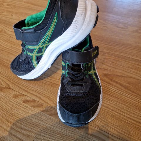 Asics joggesko i str 34,5