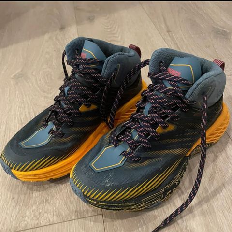 Hoka speedgoat mid gtx 36,5