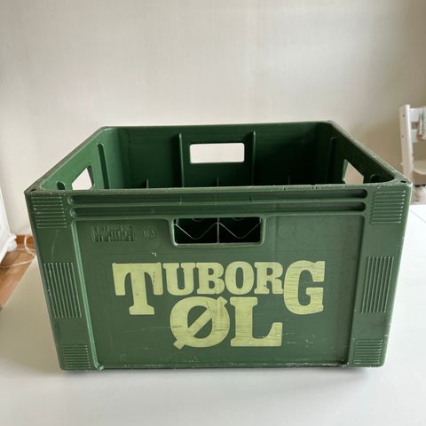 Tiuborg ølkasse i plast