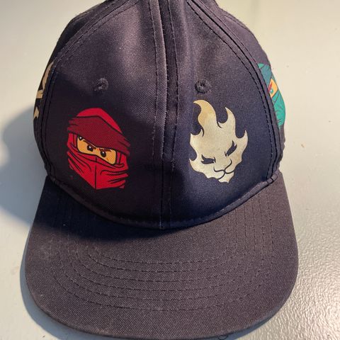 Tøff NinjaGo caps, 75,-