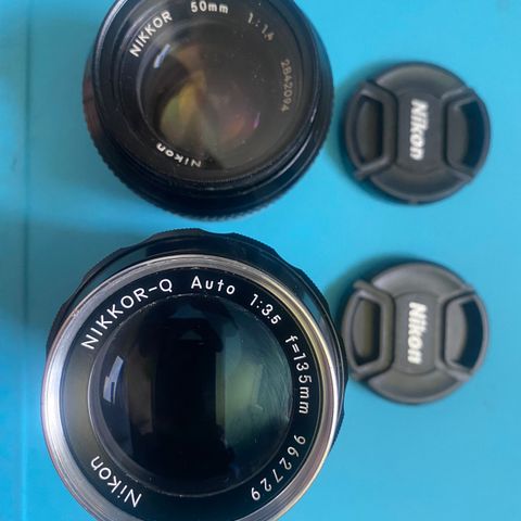 2 x Nikon Nikkor glass til salgs! 50mm f1.4 og en 135mm f3.5