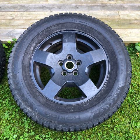 Nokian Hakkapelitta SUV5 275/60-18 til Land Rover Discovery 3/4 orig - felg