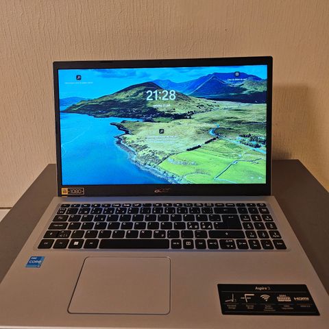 Acer Aspire a315-58-39xj