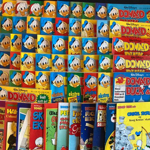 Donald Duck fra 1995 (komplett årgang med 12 ekstranummer) og mange vedlegg