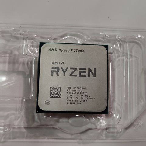 AMD Ryzen 7 3700X