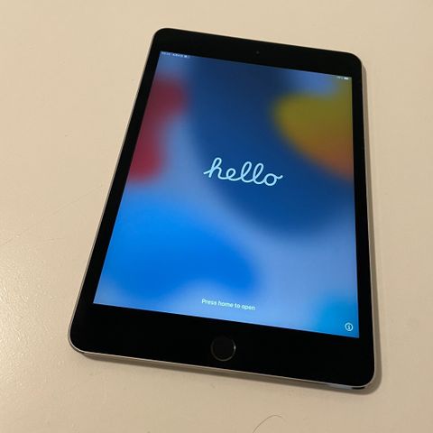 iPad mini 4 gen 128b.