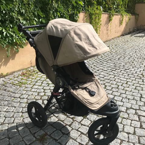 Baby Jogger City Elite med regn- og myggtrekk