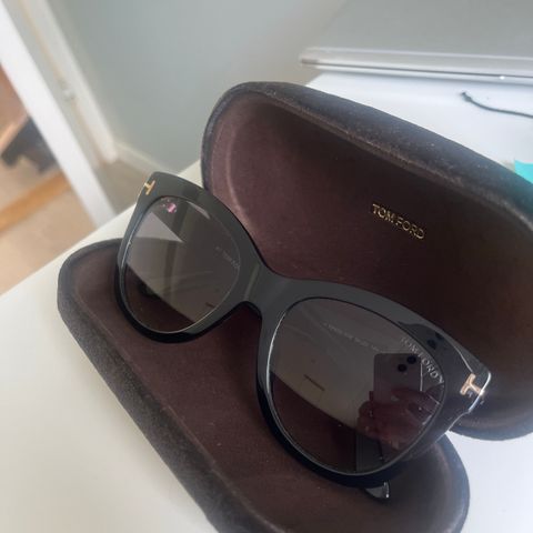 Tom Ford TF 870