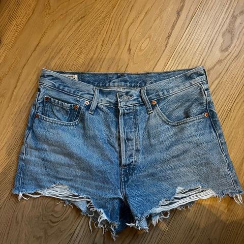 Levi’s 501 Shorts W28