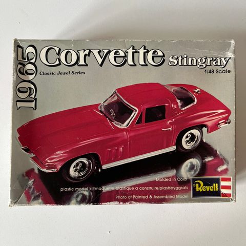 Revell 1965 Corvette Stingray 1:48 Scale