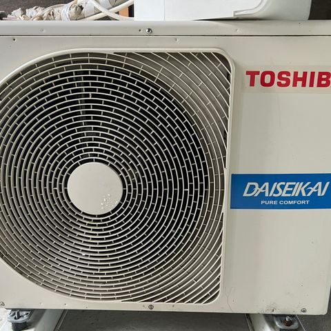 Toshiba polar35, 7,7 kw varmepumpe til salgs