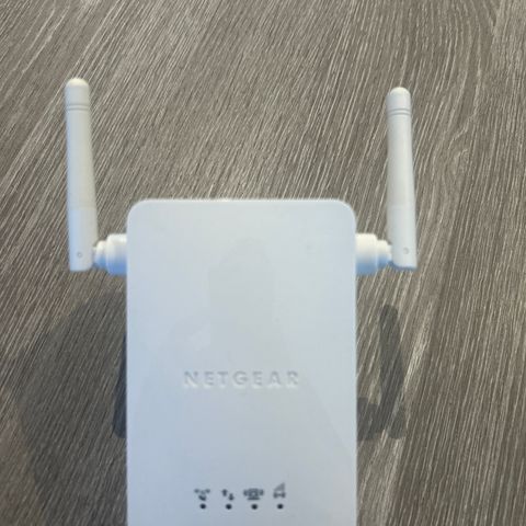 NETGEAR universal WiFi range extender