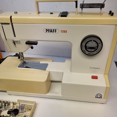 Pfaff Compact 1199