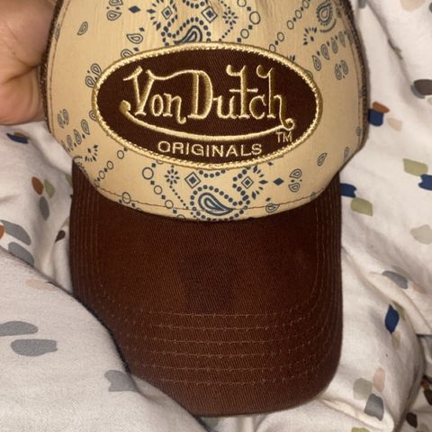 Von dutch caps