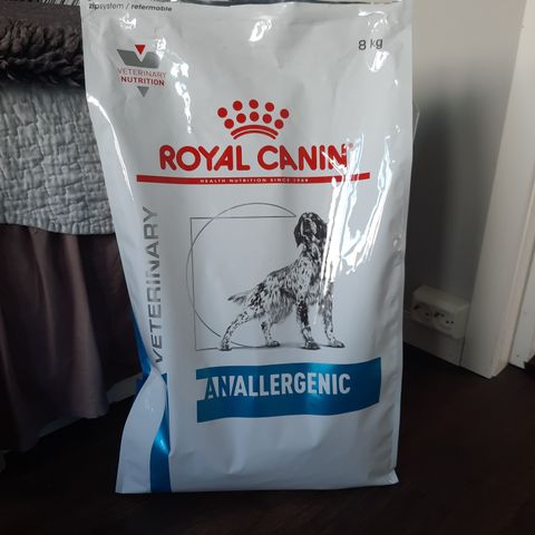 Royal canin anallergenic hundefor medium